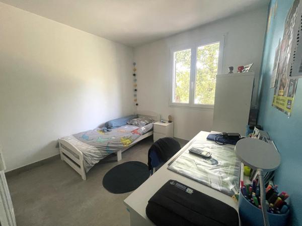 La Roque, maison plain-pied sur terrain de 1700m²