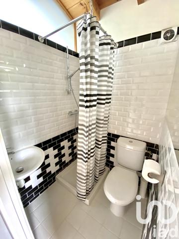 Maison à vendre 7 pièces 215 m² Saint-Julien-en-Born