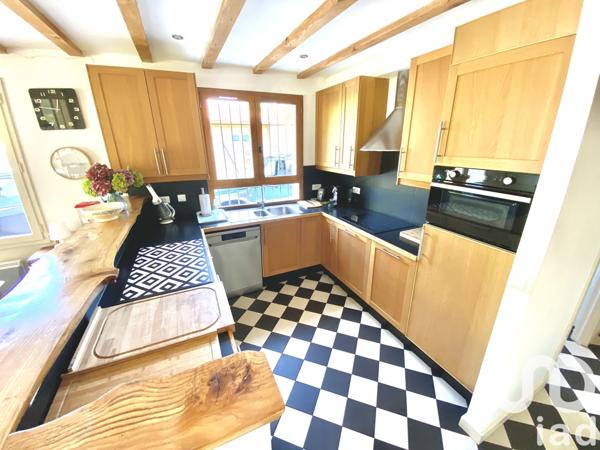 Maison à vendre 7 pièces 215 m² Saint-Julien-en-Born