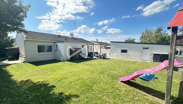 Maison familiale de plain-pied entièrement rénovée – cadre idéal à proximité des écoles et commodités