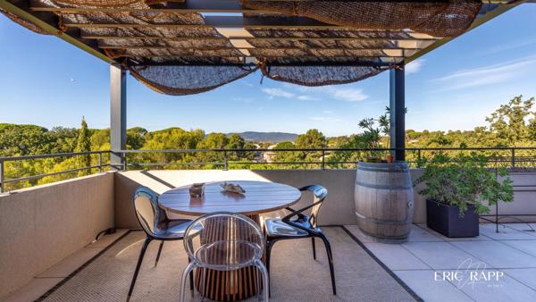 Appartement d’exception avec solarium et vue mer panoramique