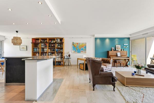 Vente Appartement de luxe Marseille 8 4 Pièces 137 m²