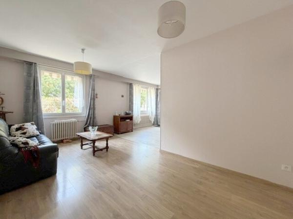 Maison 3 pièce(s) 2 chambre(s) 69 m²