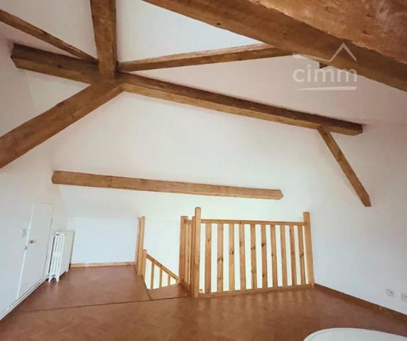 🏢  Immeuble de rapport en plein cœur d'Anneyron