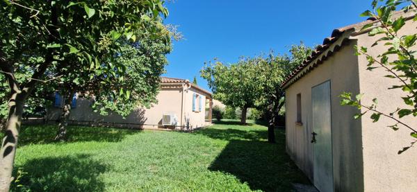 MAISON MEUBLEE 4 PIECES - GRAND JARDIN - CLIMATISATION - CABANON DE JARDIN