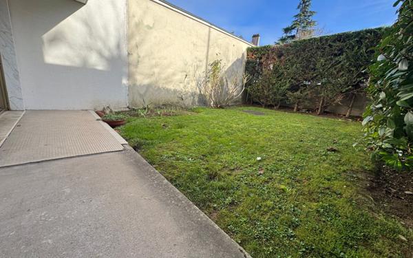 Appartement à vendre    1 pièce • 30,28 m2 Saint-Maur-des-Fossés