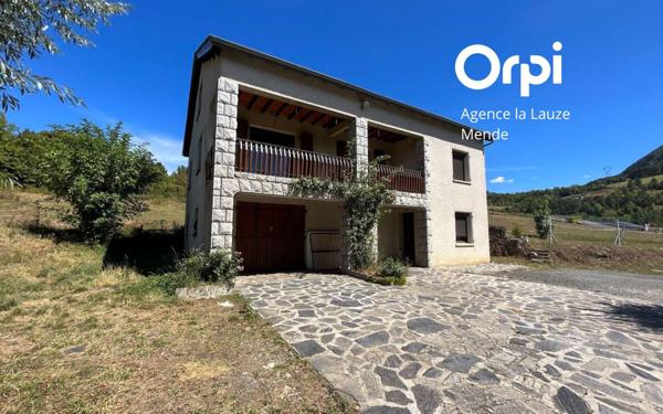 Appartement à louer    5 pièces • 155 m2 Mende