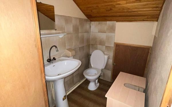 Appartement à louer    5 pièces • 155 m2 Mende