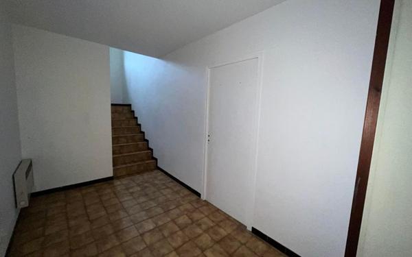 Appartement à louer    5 pièces • 155 m2 Mende