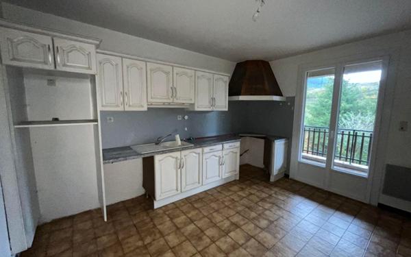 Appartement à louer    5 pièces • 155 m2 Mende