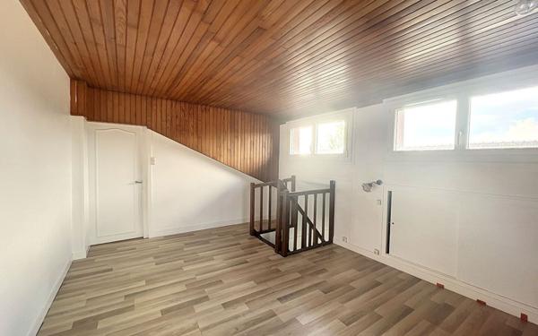 Maison à louer    2 pièces •  Tillay-le-Péneux