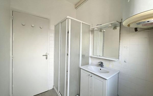 Maison à louer    2 pièces •  Tillay-le-Péneux