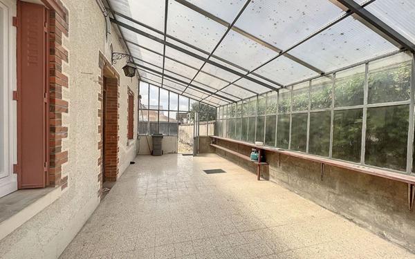 Maison à louer    2 pièces •  Tillay-le-Péneux