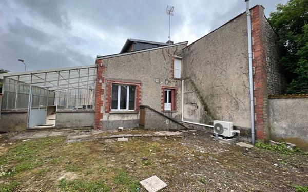 Maison à louer    2 pièces •  Tillay-le-Péneux