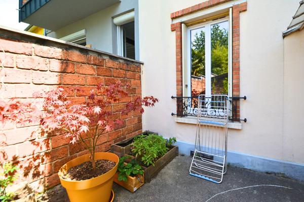 APPARTEMENT VILLEJUIF 2 PIÈCES 25 M2 - 150 000 €
