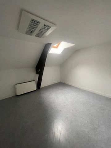 Local/bureau à louer TARBES (65)