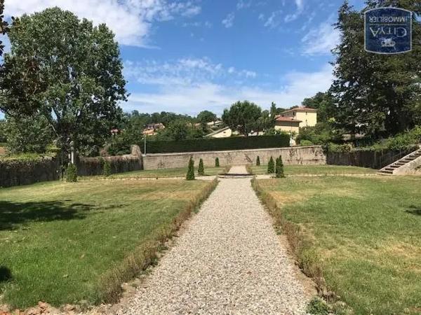 Appartement à louer 2 pièces 60.94m²
