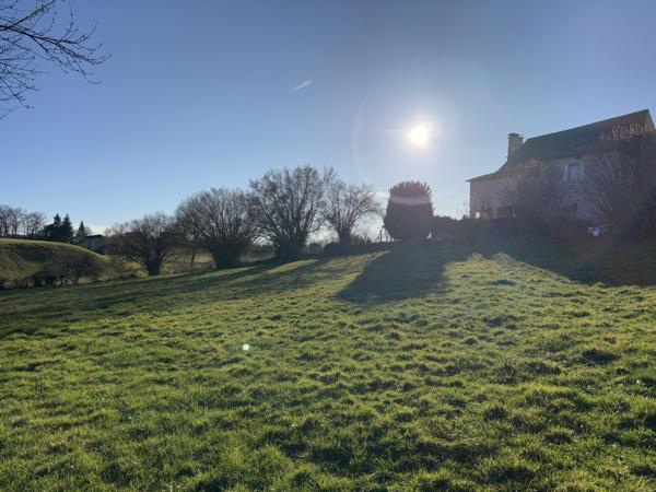 Terrain constructible - Commune du ROUGET