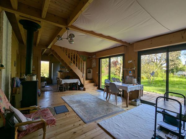 Maison en bois avec dépendance Assier