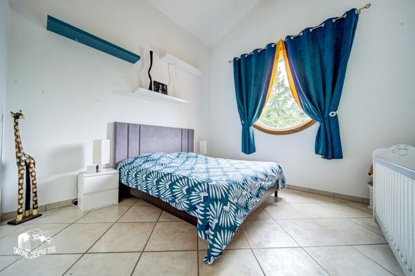 Coin-lès-Cuvry (57420) MAGNIFIQUE PROPRIETE DE 280M² SUR 50 ARES // 5 CH // PISCINE // TERRAIN PETANQUE // DOUBLE GARAGE