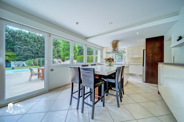 Coin-lès-Cuvry (57420) MAGNIFIQUE PROPRIETE DE 280M² SUR 50 ARES // 5 CH // PISCINE // TERRAIN PETANQUE // DOUBLE GARAGE