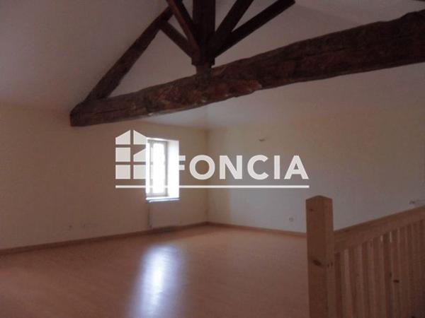 Location Maison 4 pièces 100.32 m² - 57 RUE DE LA GARE Saint Andre De Corcy 01390