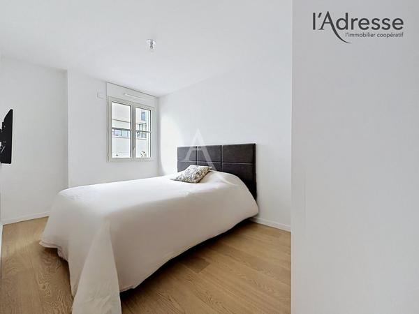 PUTEAUX/ Ampère - Appartement 3/4 pièces 76m² - 1 Terrasse - 1 Cave - 1 Parking