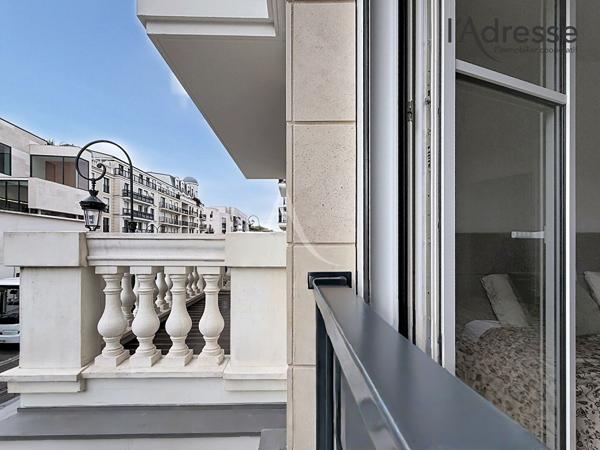 PUTEAUX/ Ampère - Appartement 3/4 pièces 76m² - 1 Terrasse - 1 Cave - 1 Parking