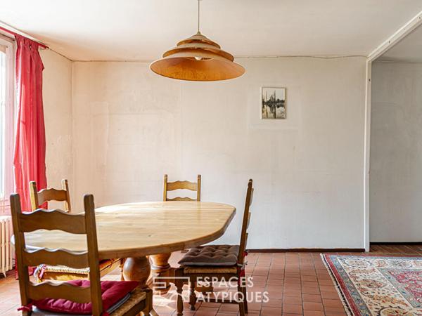 Maison atypique au sud de La Loire, à rénover