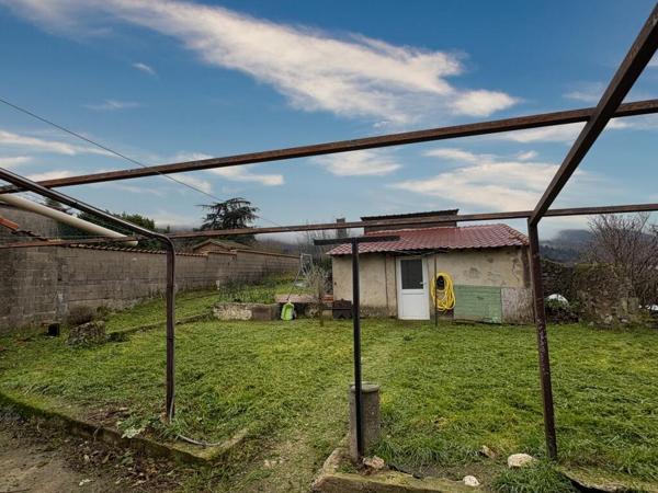 Maison rénovée avec jardin