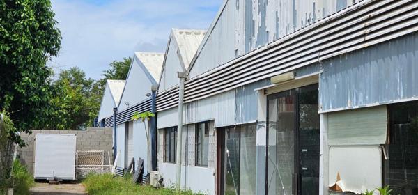 HANGARS pour PROFESSIONNELS à VENDRE à KOUROU