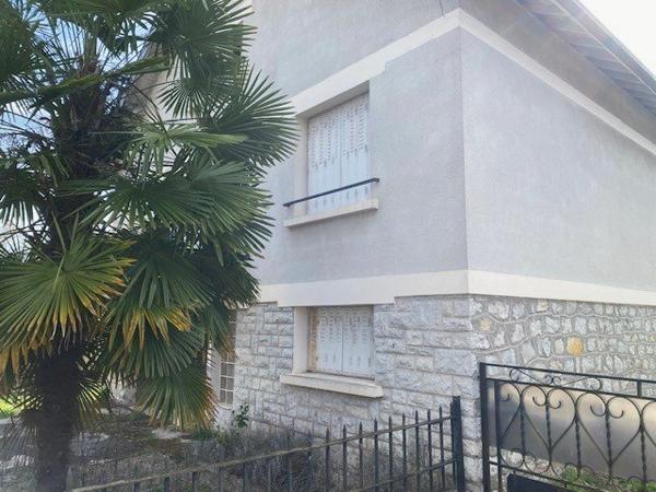 Maison Centre Ville de 132m2 Possibilité Bureaux Parking à Malemort Malemort sur correze