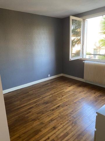Maison Centre Ville de 132m2 Possibilité Bureaux Parking à Malemort Malemort sur correze