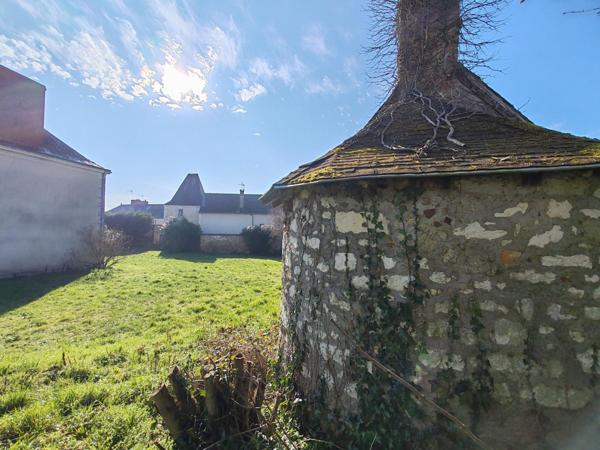 Ancien presbytère  avec ses dépendances et son terrain !