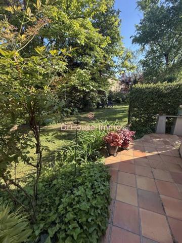 Maison à vendre 9 pièces de 166 m²