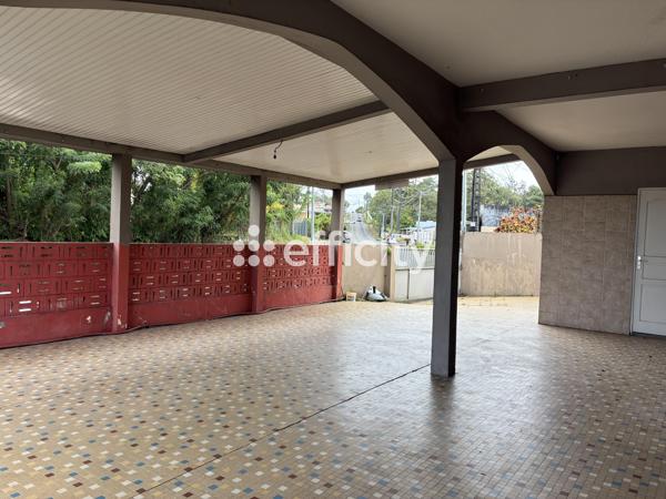 Maison
         10 pièces
        - 210 m² Exclusivité 490 000 € *