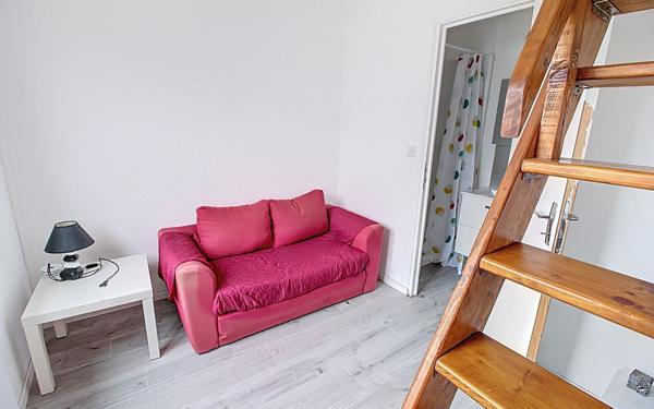 Immeuble à vendre    3 pièces •  Montchanin