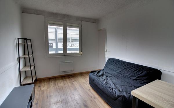 Immeuble à vendre    3 pièces •  Montchanin