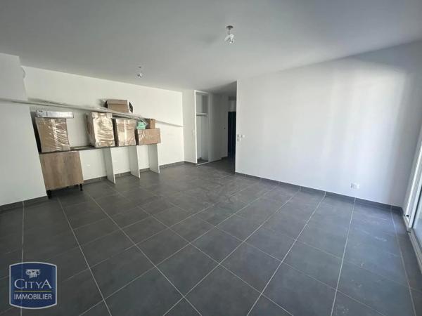Appartement à louer 3 pièces 63.4m² Villeneuve-lès-Avignon (30400)