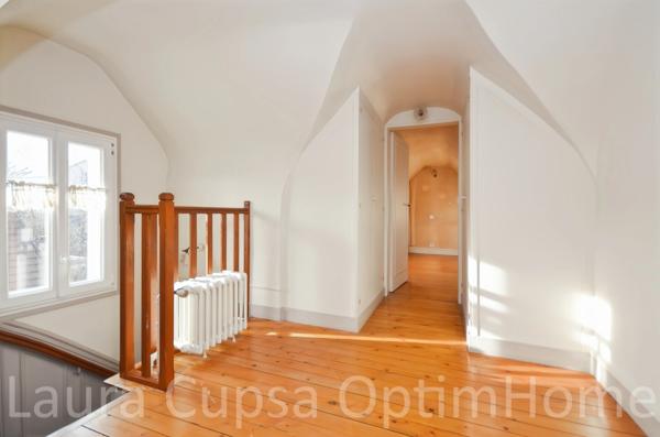 8 MIN RER B ANTONY CENTRE - MAISON 172 M² HABITABLES - 243 M² UTILES - 5 CHAMBRES - TERRAIN 459 M² - BATIMENT GARAGE ATELIER 150 M² - RAVALEMENT AVEC ISOLATION  2024