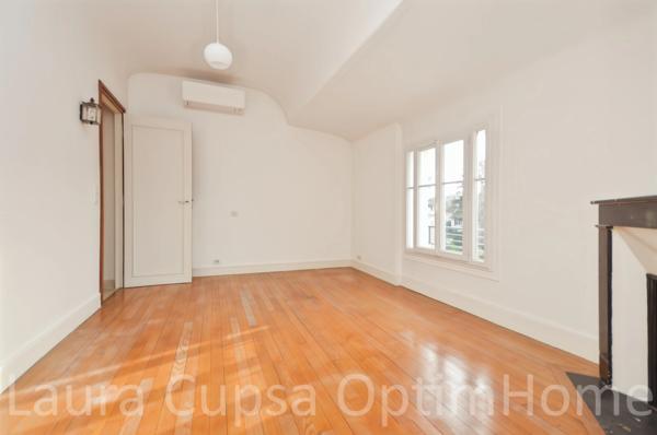 8 MIN RER B ANTONY CENTRE - MAISON 172 M² HABITABLES - 243 M² UTILES - 5 CHAMBRES - TERRAIN 459 M² - BATIMENT GARAGE ATELIER 150 M² - RAVALEMENT AVEC ISOLATION  2024
