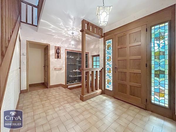Maison à vendre 10 pièces 216m² Orléans (45100)