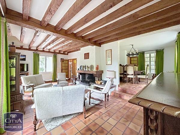 Maison à vendre 10 pièces 216m² Orléans (45100)