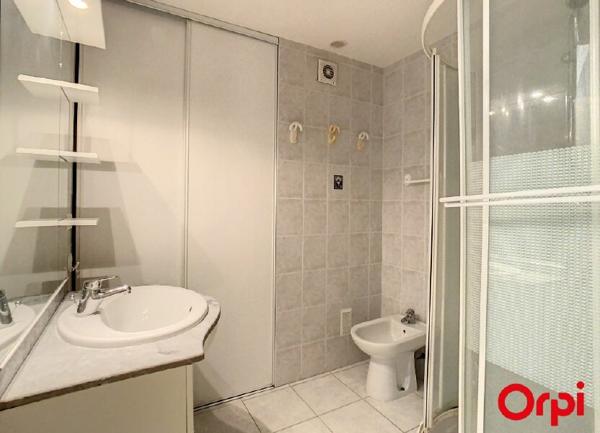 Appartement à vendre    3 pièces • 64,60 m2 Menton