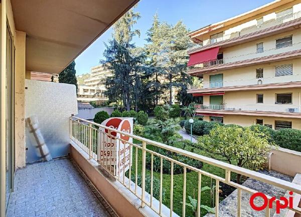Appartement à vendre    3 pièces • 64,60 m2 Menton