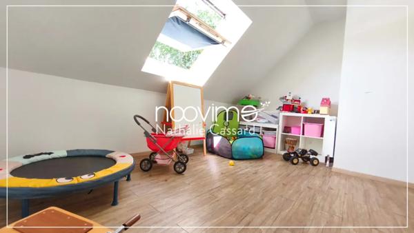 Maison mitoyenne 111 m2 4 Chambres sur 450 m2 avec Garage