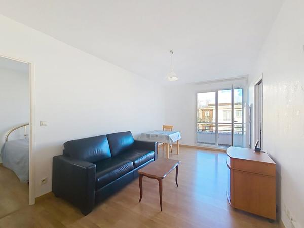 Appartement Tours 3 pièces - Terasse - Proche TRAM 3 Rivières