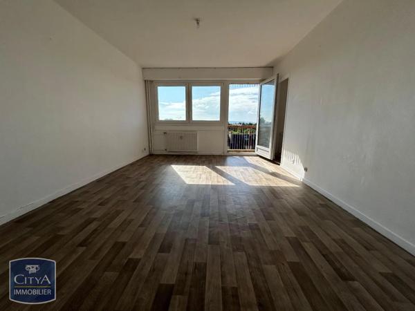 Appartement à louer 2 pièces 49m² Alençon (61000)
