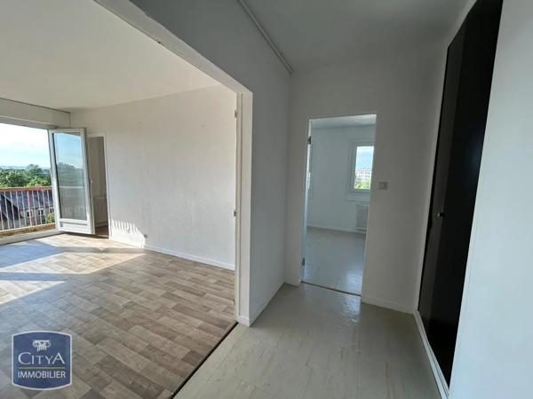 Appartement à louer 2 pièces 49m² Alençon (61000)