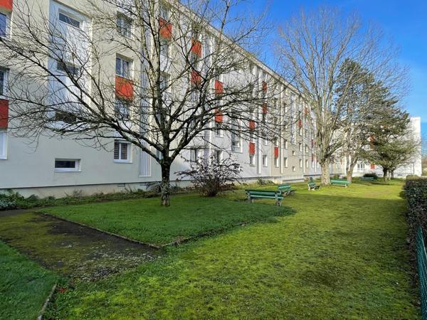 Appartement
         3 pièces
        - 60 m² Exclusivité 149 500 € *